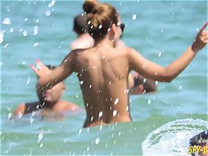 steaming Amateurs topless spycam Beach - killer gigantic tits stunners